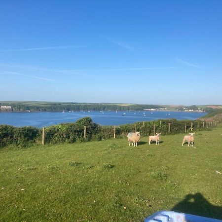Coast Path Camping Hotel Haverfordwest Buitenkant foto